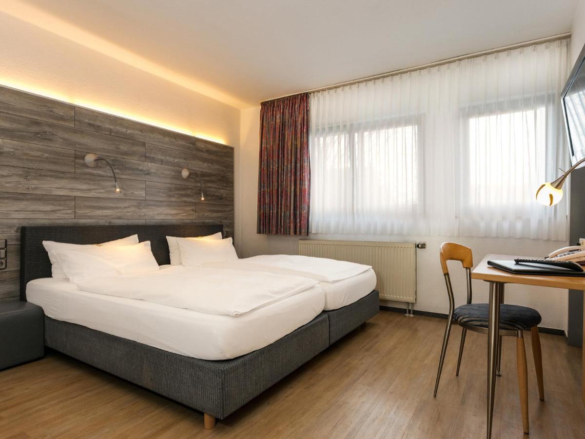 Hotel & Wirtshaus Hansen 베르기슈글라트바흐 외부 사진